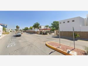 Casa en venta en Residencial Senderos, Torreón — foto 3 de 7