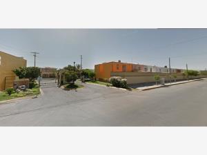 Casa en venta en Residencial Rincón del Desierto, Torreón — foto 2 de 7
