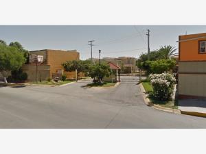 Casa en venta en Residencial Rincón del Desierto, Torreón — foto 3 de 7