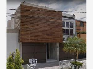 Casa en venta en Ciudad Satelite, Naucalpan de Juárez — foto 2 de 7