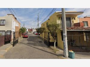 Casa en venta en Rinconadas de las Palmas, Zapopan — foto 3 de 9