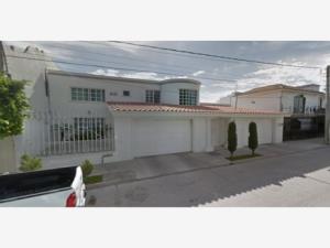 Casa en venta en San Francisco del Rincon Centro, San Francisco del Rincón — foto 2 de 6