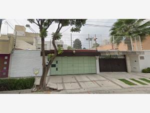 Casa en Bosque de Echegaray, Naucalpan de Juárez, México