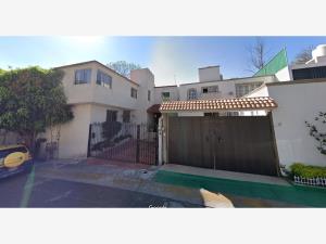 Casa en Lomas Verdes 4a Sección, Naucalpan de Juárez, México