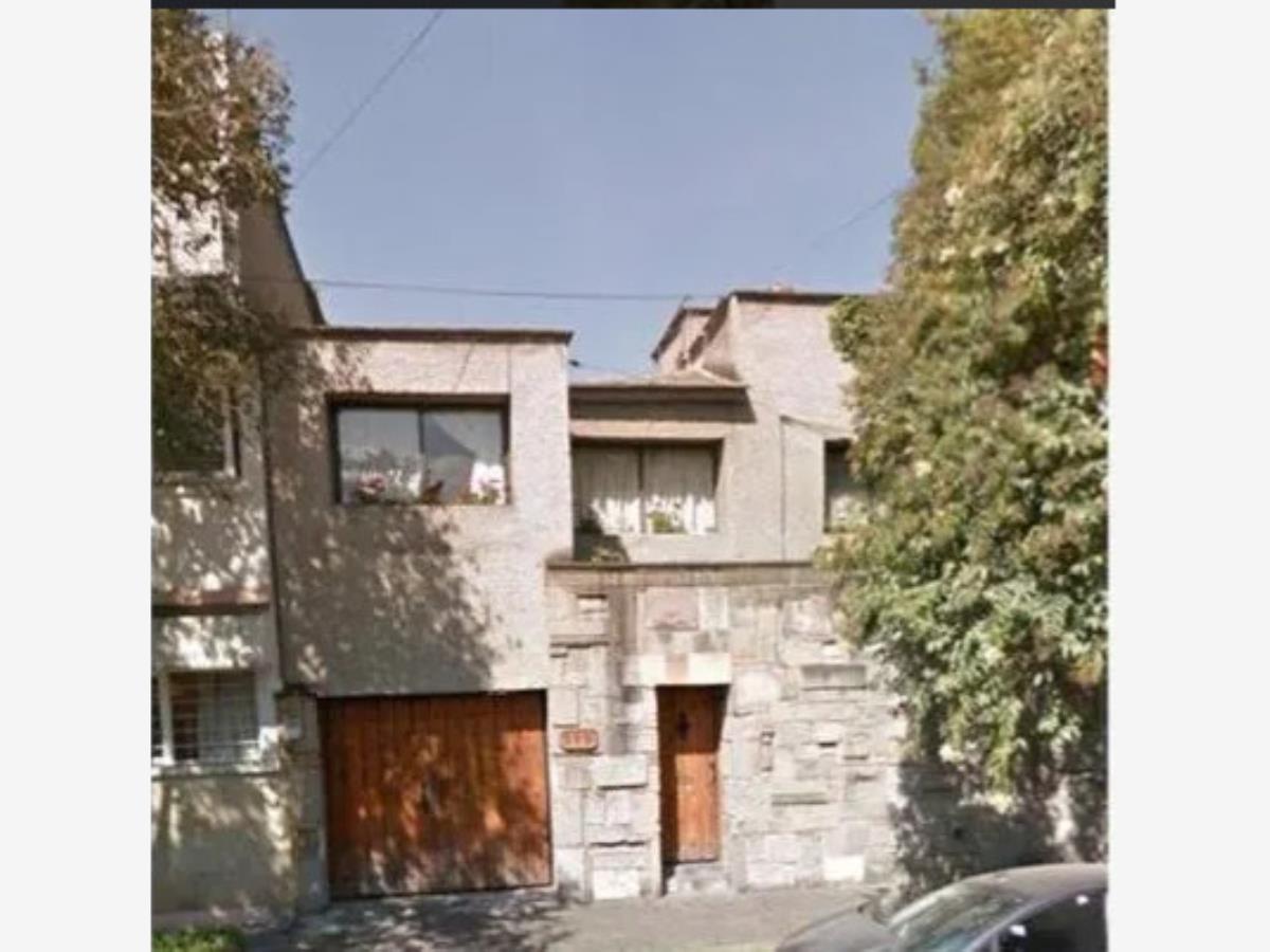 Casa en venta en Del Carmen, Coyoacán — foto 1 de 11