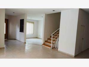 Casa en renta en San Antonio de Ayala, Irapuato — foto 2 de 25