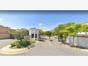 Casa en venta en Privadas de Santa Catarina Sector Elite, Santa Catarina — foto 3 de 10