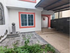Casa en venta en Azaleas, Villa de Álvarez — foto 3 de 19