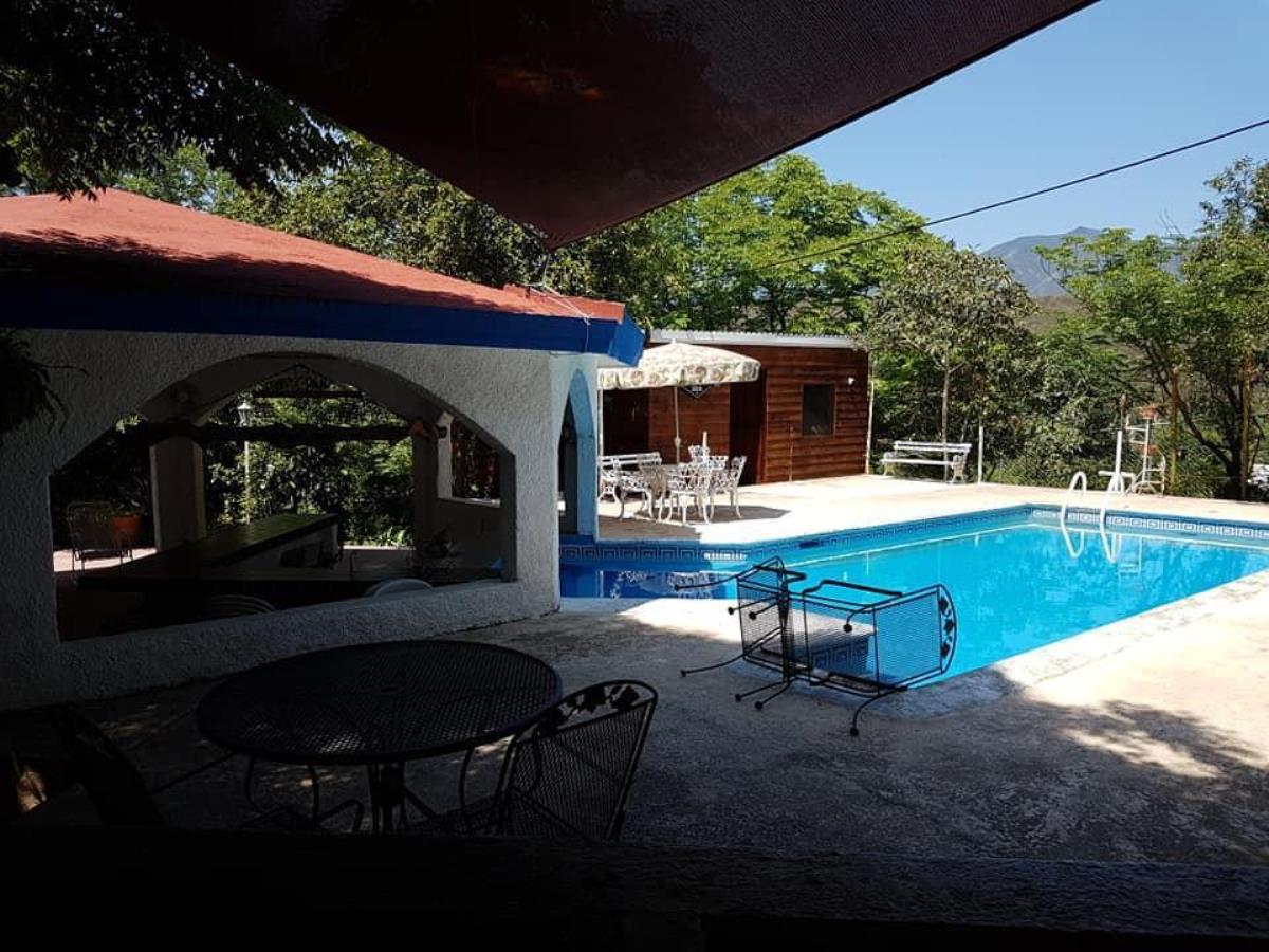 Quinta en venta en El Barrial, Santiago — foto 1 de 18