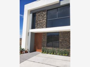 Casa en venta en Tres Marías, Morelia — foto 2 de 25