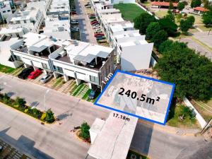 Terreno en venta en Bosques Santa Anita, Tlajomulco de Zúñiga — foto 3 de 14