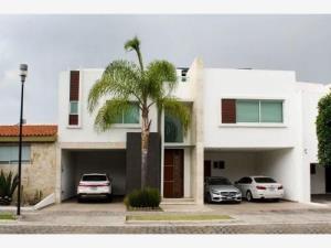 Casa en venta en Lomas de Angelópolis, San Andrés Cholula — foto 2 de 27