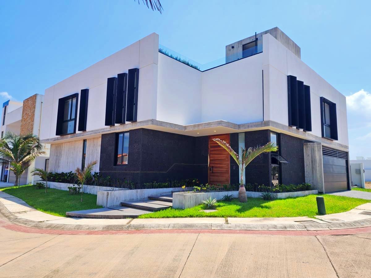 Casa en venta en Las Olas Residencial, Alvarado — foto 1 de 22