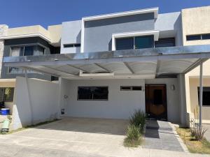 Casa en Argenta Mirador Residencial, Zapopan, Jalisco
