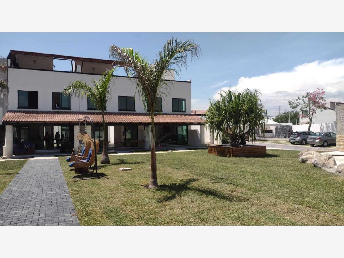 Casa en venta en Atlacholoaya, Xochitepec — foto 1 de 15
