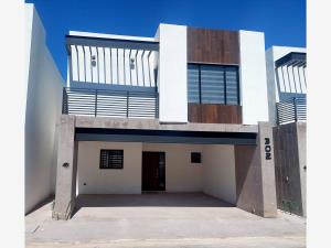 Casa en venta en Villa de las Palmas, Torreón, Coahuila de Zaragoza Casa en venta en Villa de las Palmas, Torreón, Coahuila de Zaragoza