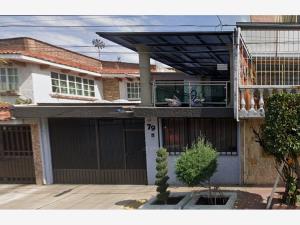 Casa en San Juan de Aragón VI Sección, Gustavo A. Madero, Ciudad de México