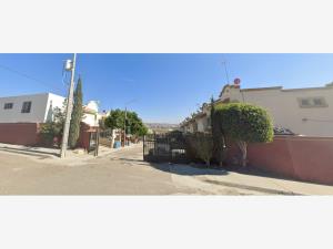 Casa en venta en Villa Residencial Santa Fe 5ta. Sección, Tijuana — foto 2 de 7