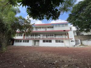 Edificio en renta en Miraval, Cuernavaca — foto 2 de 12