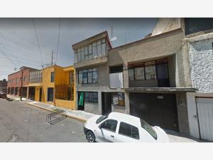 Casa en venta en Santa Maria de las Rosas, Toluca — foto 3 de 6