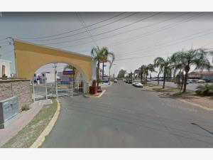 Casa en venta en La Arbolada Plus, Tlajomulco de Zúñiga — foto 2 de 7
