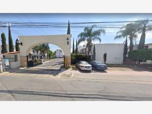 Casa en Geovillas Los Olivos, San Pedro Tlaquepaque, Jalisco