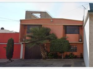 Casa en venta en San Juan de Aragon, Gustavo A. Madero — foto 2 de 14