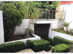 Casa en venta en Lomas de Tecamachalco, Naucalpan de Juárez — foto 2 de 16