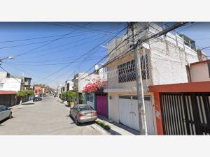 Casa en venta en Fuentes del Valle, Tultitlán — foto 2 de 6