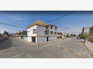 Casa en San Miguel Xalostoc, Ecatepec de Morelos, México