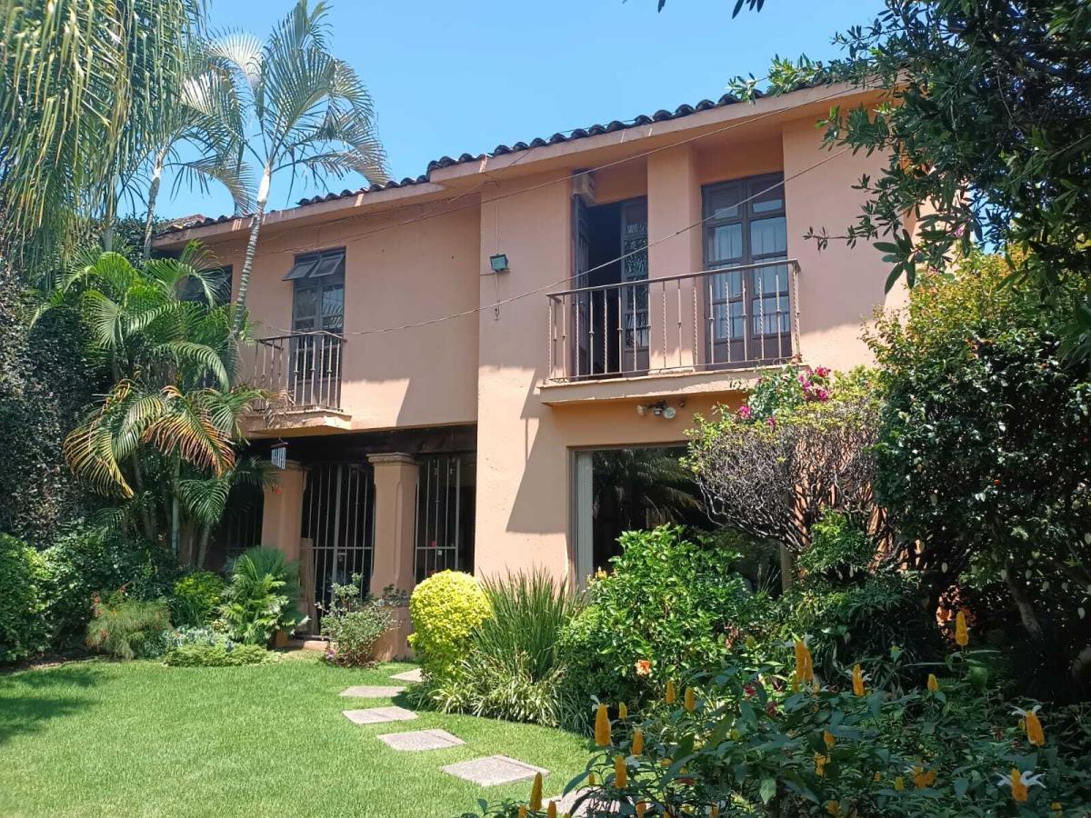 Casa en venta en Lomas de Cortes, Cuernavaca — foto 1 de 30