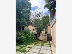 Terreno en venta en Cantil del Pedregal, Coyoacán — foto 3 de 4
