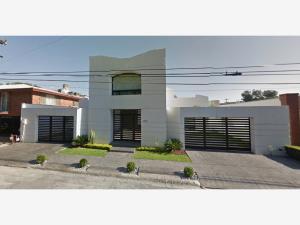 Casa en venta en Valle de Santa Engracia, San Pedro Garza García — foto 2 de 11