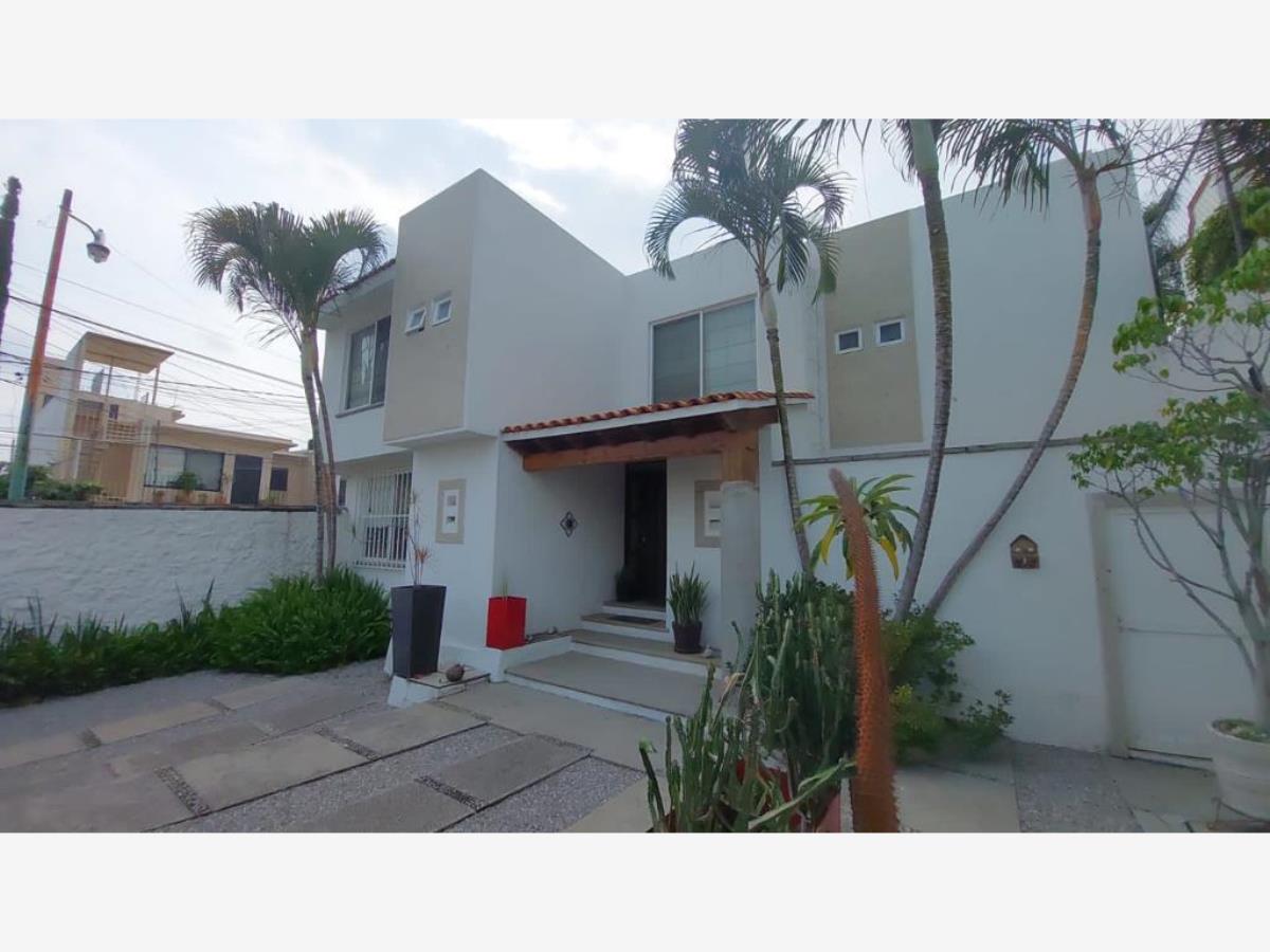 Casa en venta en Extensión Vista Hermosa, Cuernavaca — foto 1 de 27