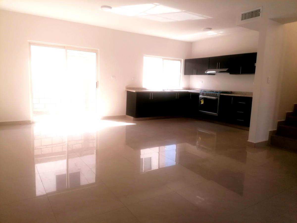 Vista 4 de Casa en Venta libre de gravamen.
Cedros 2. Gomez Palacio.
Ejerce tu cedito.