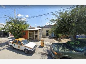 Casa en Barrio de la Industria, Monterrey, Nuevo León