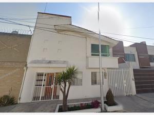 Casa en Jardines de San Manuel, Puebla, Puebla