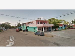 Casa en venta en Infonavit Parrilla, Centro — foto 2 de 13