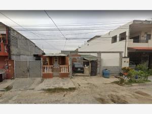 Casa en venta en José Luis Lozano, Cadereyta Jiménez — foto 2 de 6