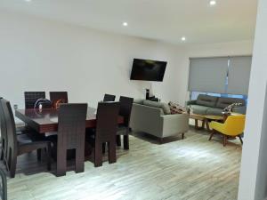 Casa en venta en Punta Esmeralda, Corregidora — foto 2 de 14