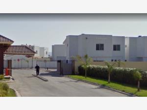 Casa en venta en Villas de las Perlas, Torreón — foto 3 de 7