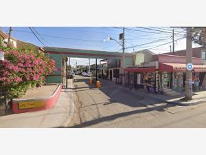 Casa en Porticos del Valle, Mexicali, Baja California