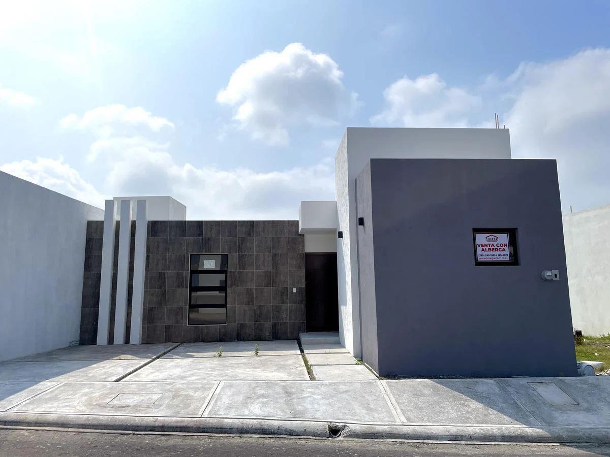 Casa en venta en Lomas de la Rioja, Alvarado — foto 1 de 6