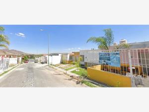 Casa en Mirador del Bosque, Zapopan, Jalisco