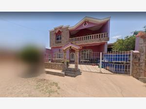 Casa en venta en El Arenal, El Arenal — foto 3 de 11