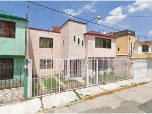 Casa en venta en Capultitlán Centro, Toluca — foto 2 de 7