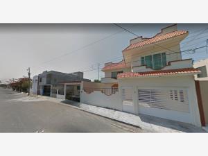 Casa en venta en Graciano Sánchez Romo, Boca del Río — foto 3 de 8