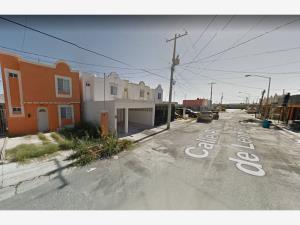 Casa en venta en Santa Lucía, Cadereyta Jiménez — foto 2 de 7
