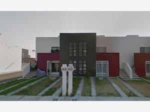 Casa en Pirámides, Corregidora, Querétaro