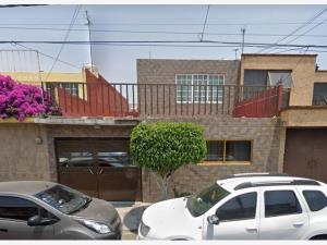 Casa en San Pedro El Chico, Gustavo A. Madero, Ciudad de México